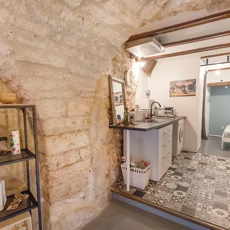 Apartment Archipel De Thau - Authentique & Calme Au Coeur Du Village Medieval ! *