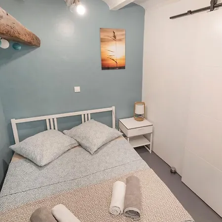 Apartment Archipel De Thau - Authentique & Calme Au Coeur Du Village Medieval ! Loupian